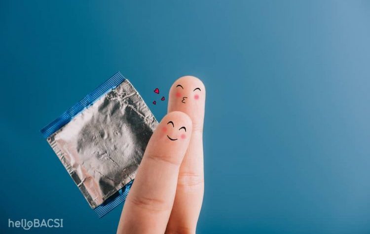 Bị rách bao cao su khi quan hệ phải làm sao? Bình tĩnh xử lý như sau