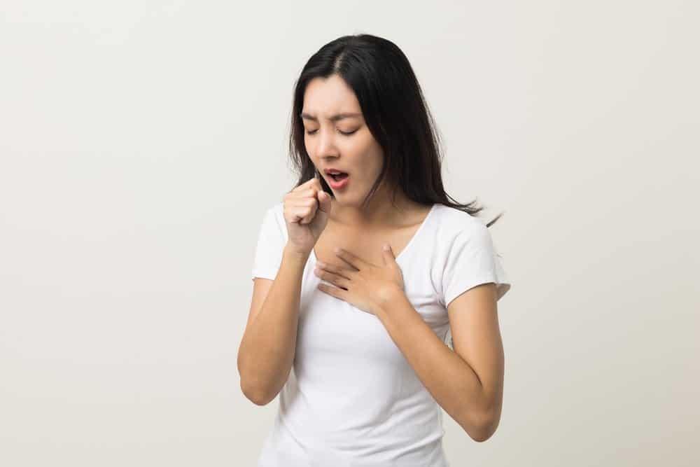 Hay tằng hắng là bệnh gì? "Điểm danh" 9 nguyên nhân và cách khắc phục