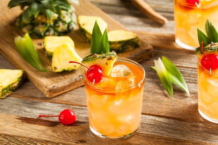 Bật mí cách làm siro dứa siêu đơn giản cho mẹ bận rộn