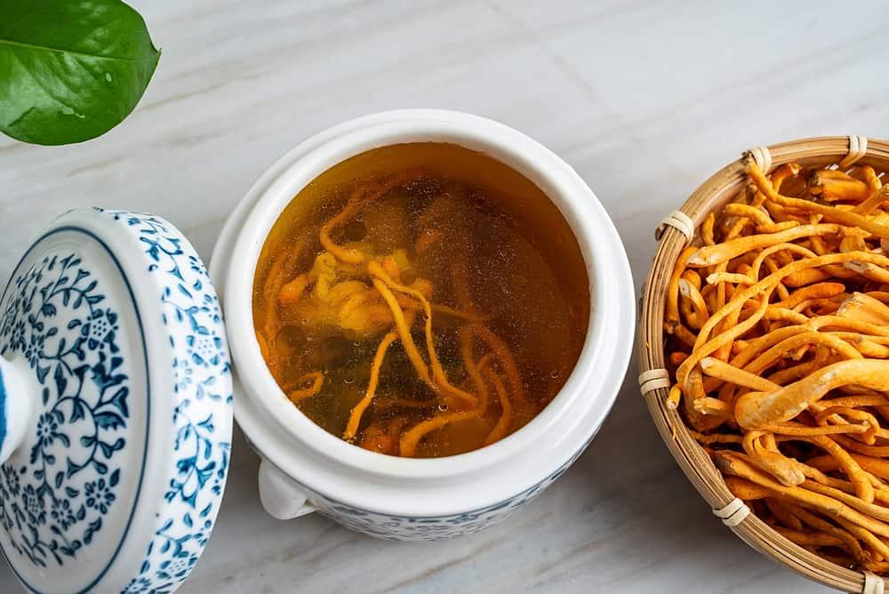 9 tác dụng của đông trùng hạ thảo: Không khác gì "tiên dược"