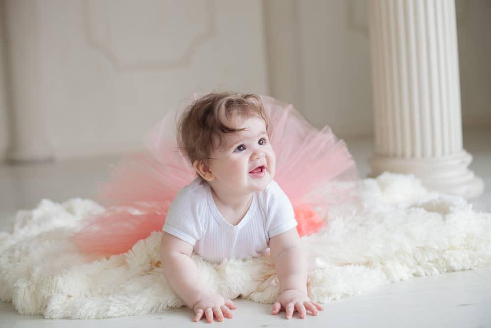 Trẻ 10 tháng tuổi: Phát triển nhận thức & chế độ dinh dưỡng