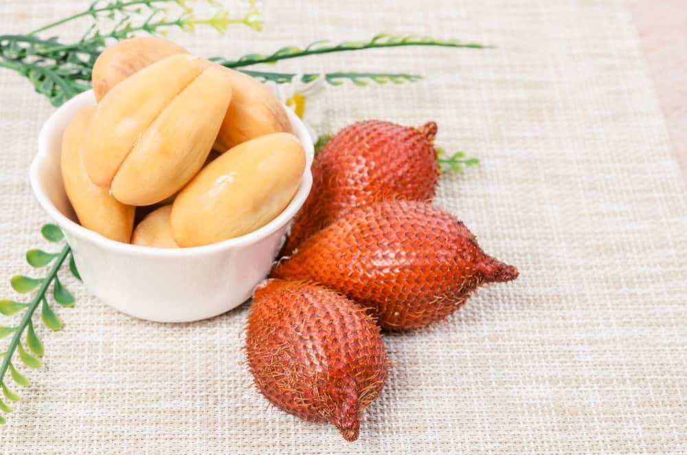 Bà bầu ăn được quả mây Thái không? Xem ngay để biết nhé!