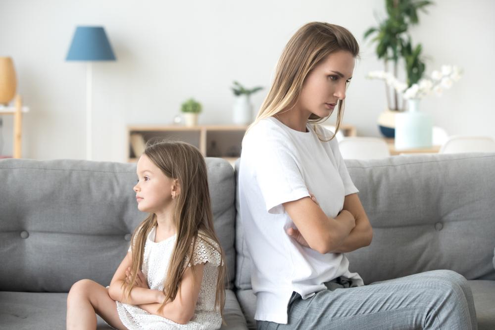 Mách bạn cách dạy trẻ bướng bỉnh siêu "ngọt" giúp con ngoan hơn