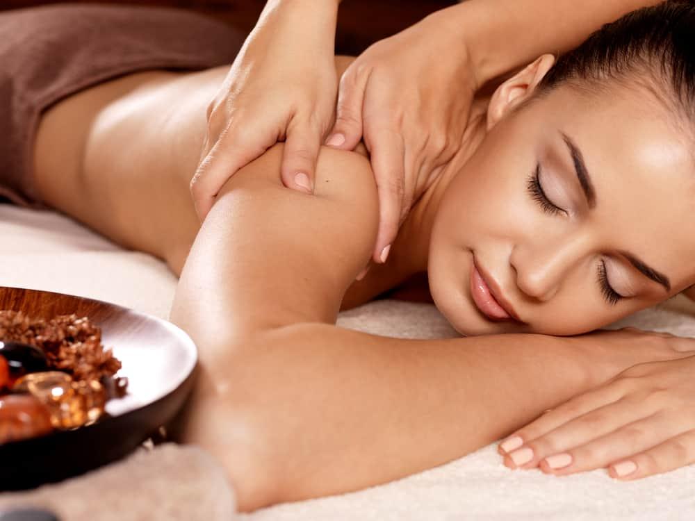 Tantric massage: nghệ thuật khơi dậy khoái cảm mạnh mẽ