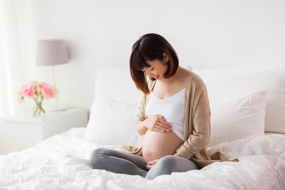 Mách mẹ dấu hiệu nhận biết ngôi thai thuận “chuẩn” như chuyên gia
