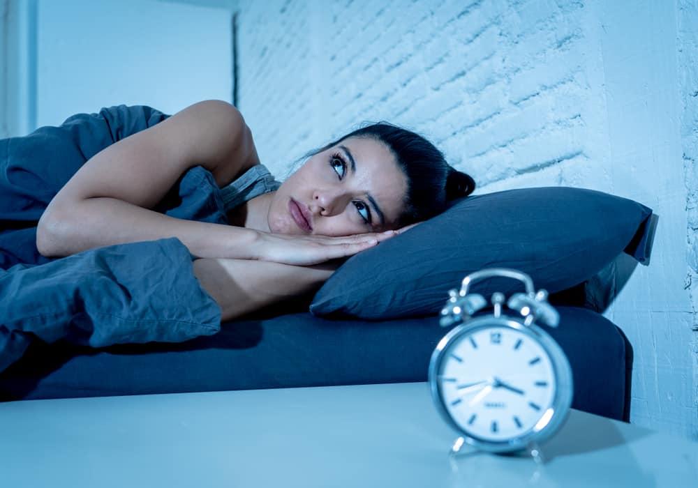 Ngủ không sâu giấc do đâu? Giải pháp nào để khắc phục?