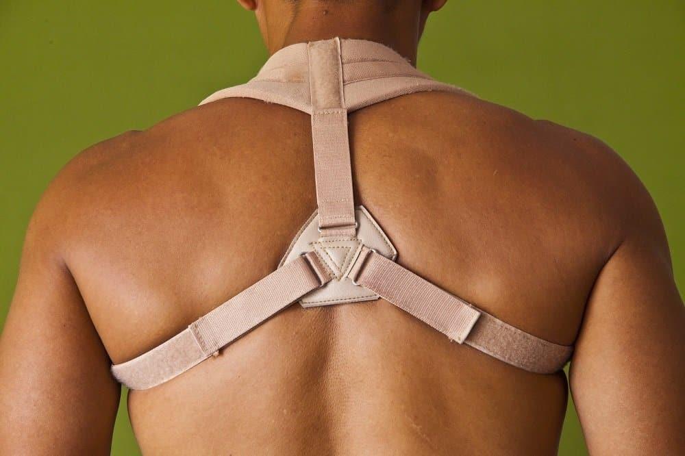 Gãy xương đòn đeo đai số 8 bao lâu thì lành?