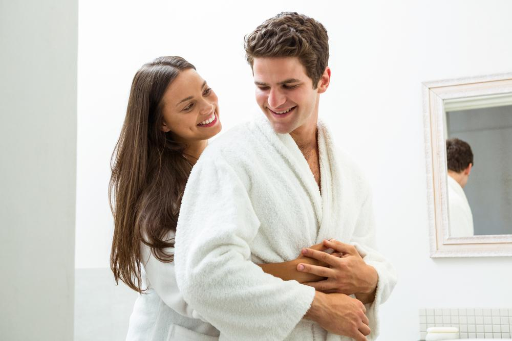 Góc giải đáp: Quan hệ xong đi tiểu liền có tốt không?