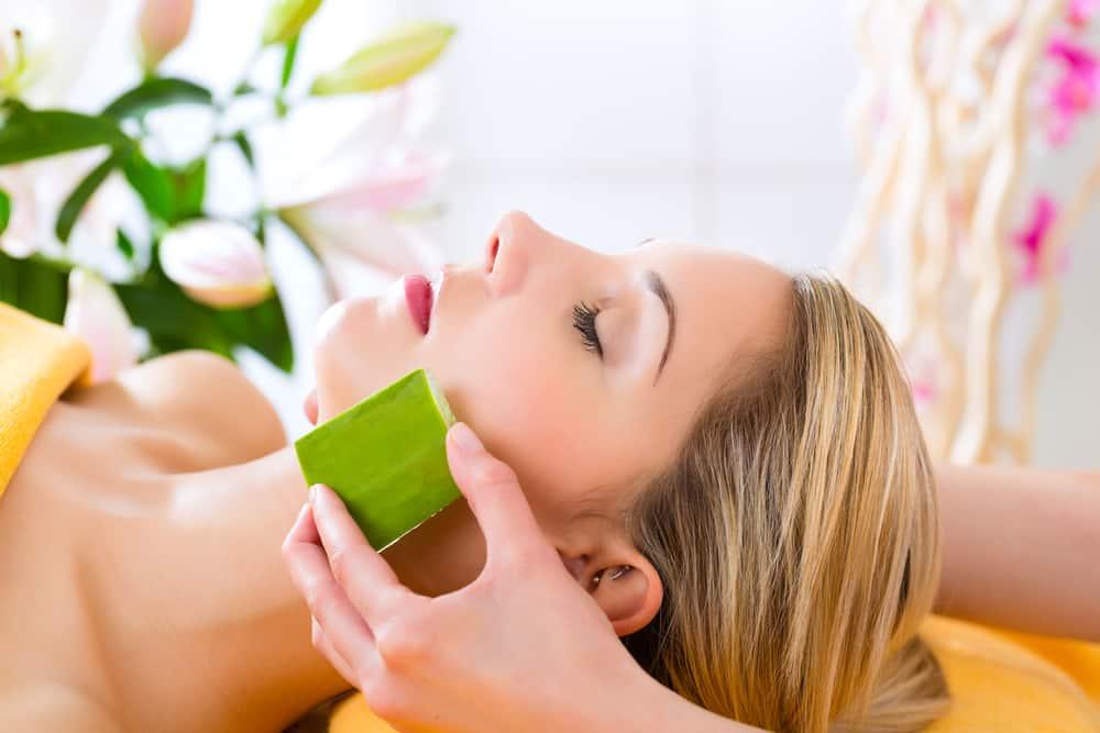 Tuyệt chiêu 5 cách trị nám bằng nha đam dễ làm, hiệu quả cao