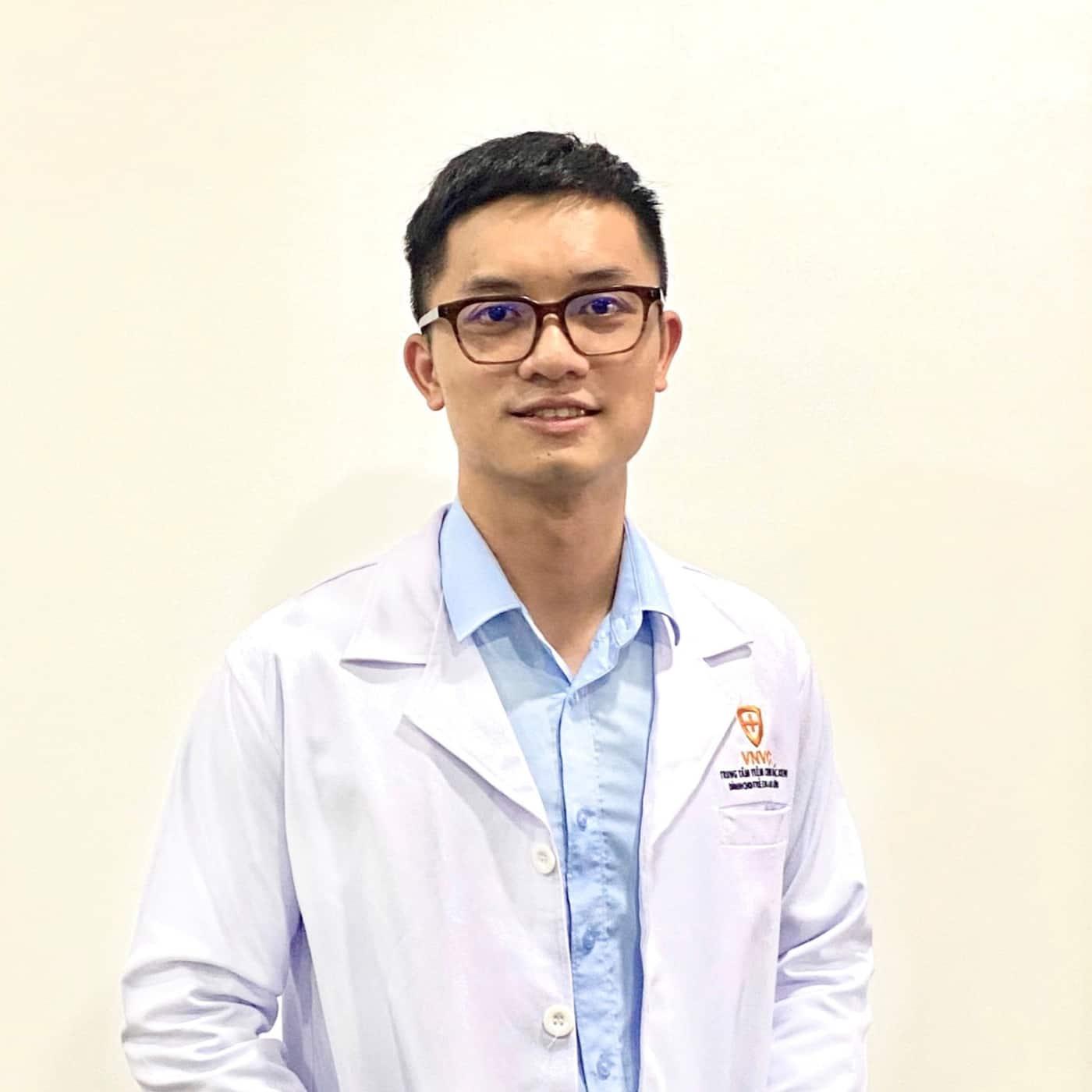 Bác sĩ Lê Văn Thuận