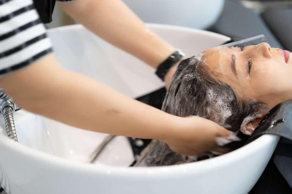 Mới sảy thai có được gội đầu không? Đâu mới là câu trả lời đúng nhất?