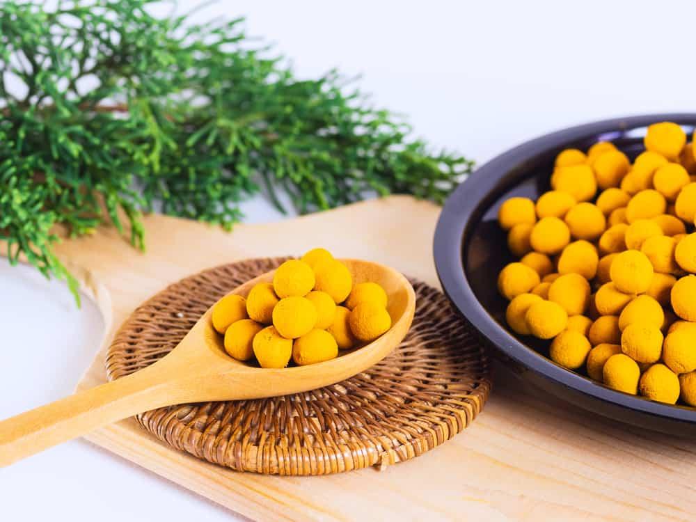 Cách làm viên nghệ mật ong: Bí quyết khỏe đẹp dành cho mẹ sau sinh