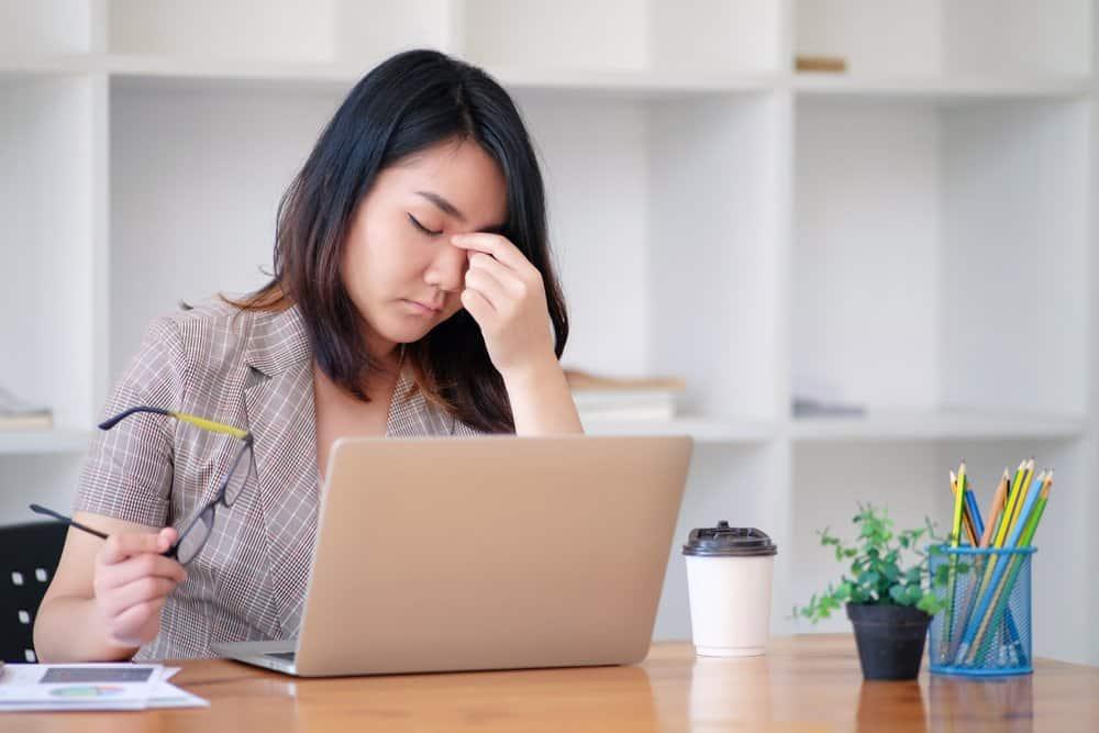 stress-noi-cong-so-va-nhung-anh-huong-doi-voi-suc-khoe-phai-dep