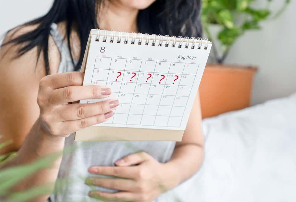 Vì sao mẹ rối loạn kinh nguyệt sau sinh? Làm gì để điều hòa kinh nguyệt?