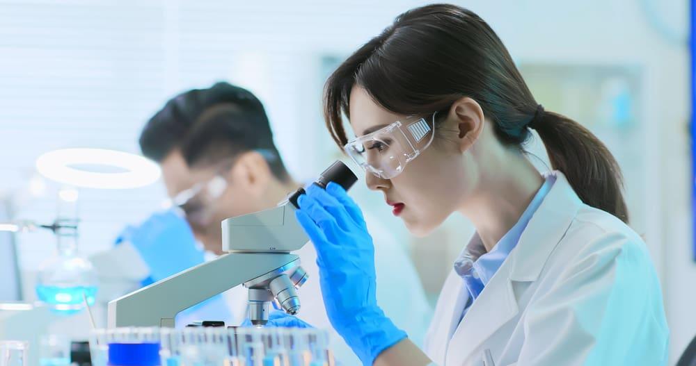 benh-hiv-co-chua-duoc-khong-nhung-dieu-can-biet-khi-nhiem-hiv