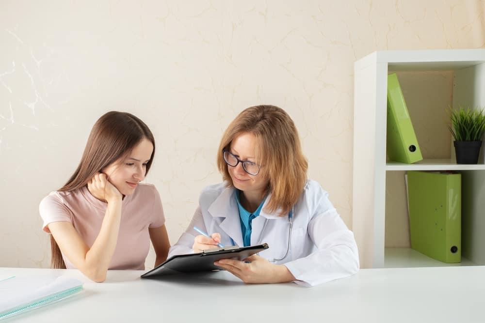 Cánh giác với những dấu hiệu vô sinh ở tuổi dậy thì nữ