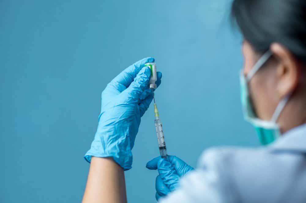 Tiêm thuốc tránh thai có kinh không?