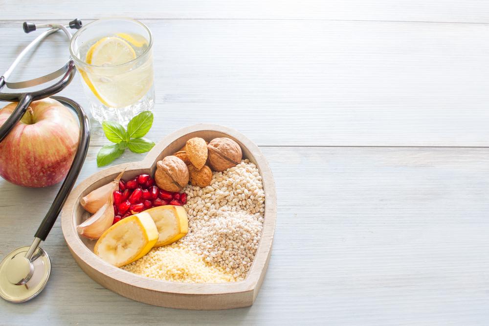 Giải đáp uống nước gì để giảm mỡ máu?