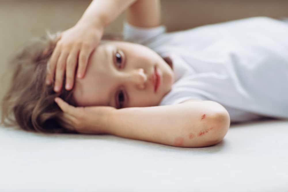 Chăm sóc trẻ giảm tiểu cầu miễn dịch: Bạn cần biết gì?