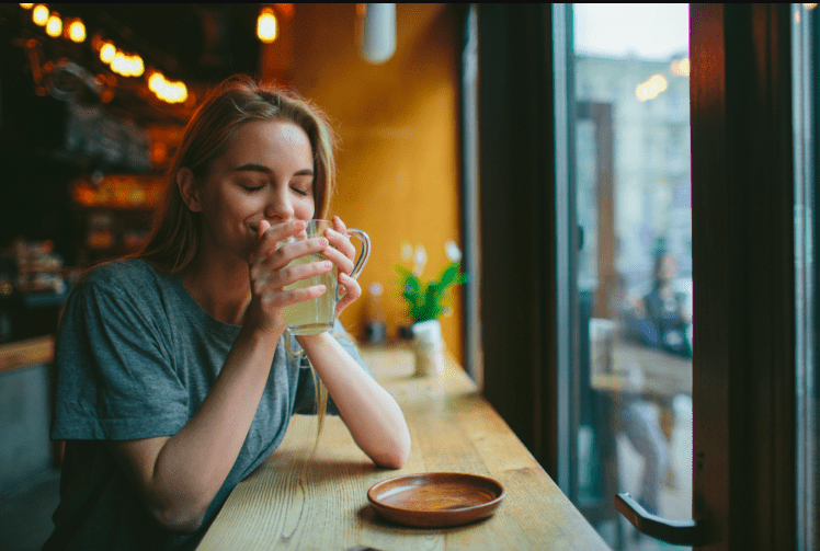 Hỏi đáp Bác sĩ: Uống nước gừng tươi hàng ngày có tốt không?