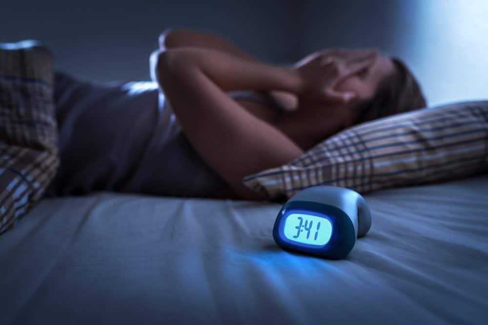 Buồn ngủ nhưng không ngủ được có nguy hiểm không?