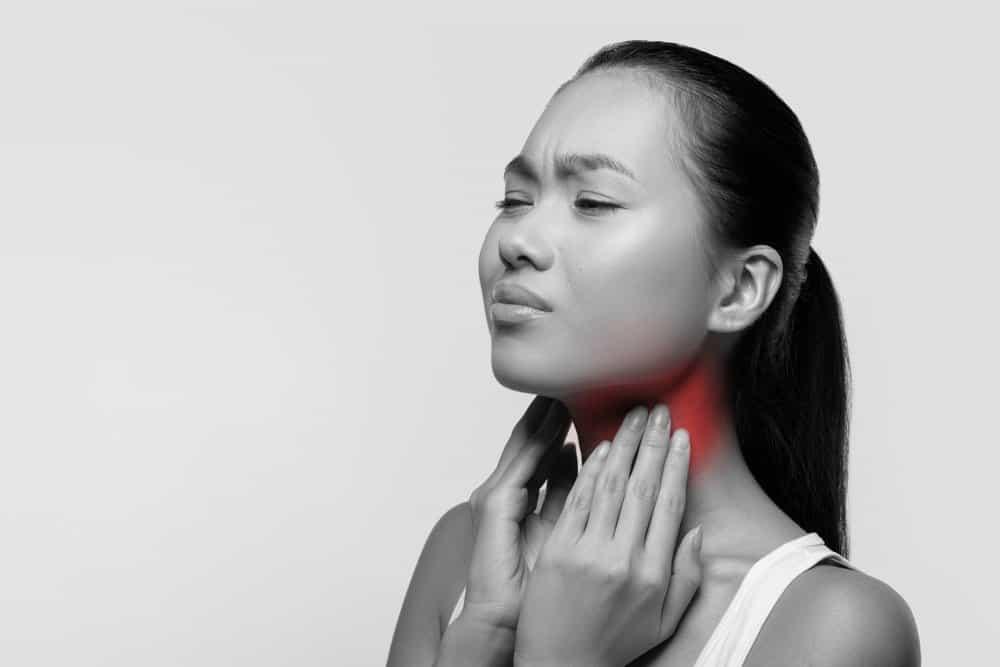 Bạn biết gì về dấu hiệu ung thư vòm họng và thời gian ủ bệnh?