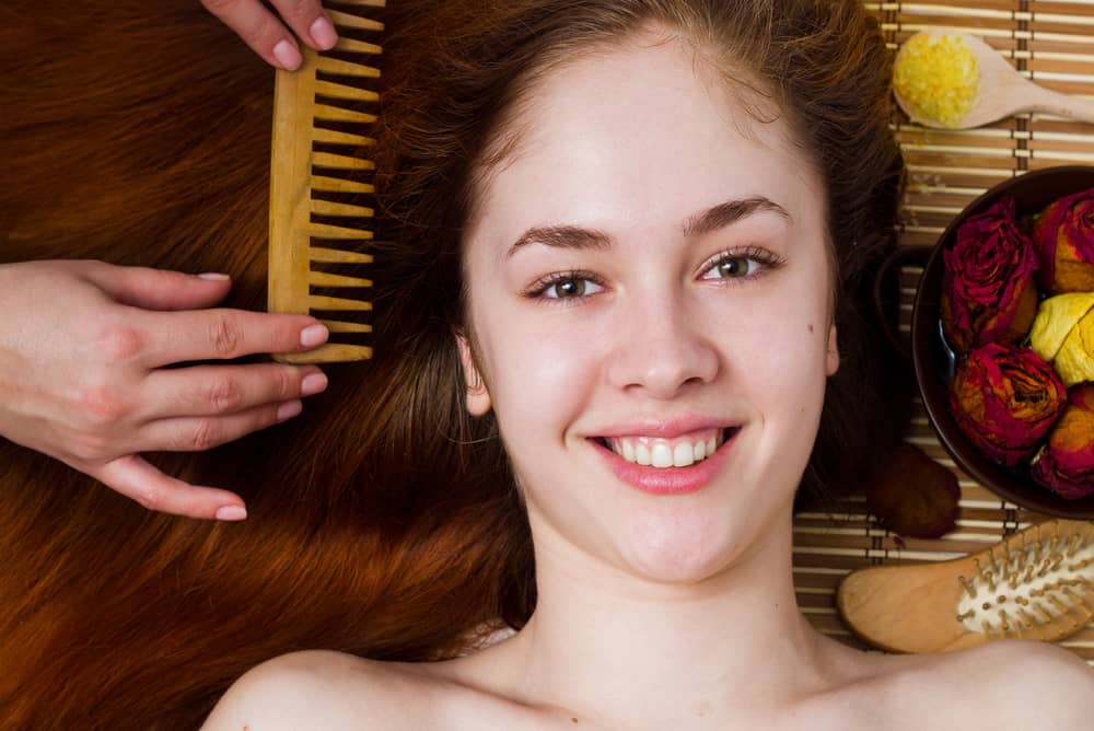 Gội đầu dưỡng sinh đang được ưa chuộng. Bạn có nên chọn?