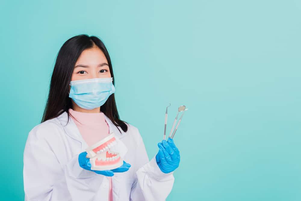 Những điều bạn cần biết răng giả tháo lắp để sử dụng đúng cách, an toàn