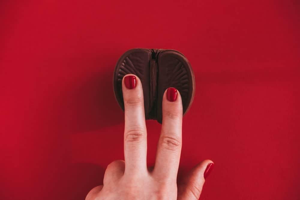 Hướng dẫn nữ giới tự massage vùng kín để kết nối với cơ thể