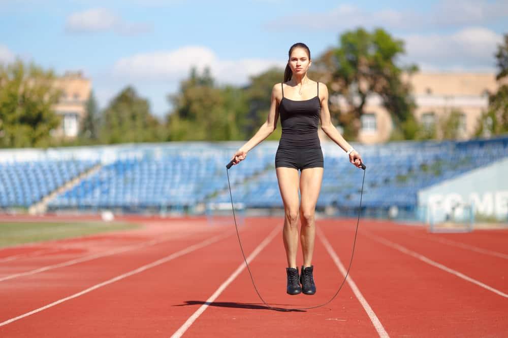 Hướng dẫn cách nhảy dây đúng cách để giảm cân hiệu quả