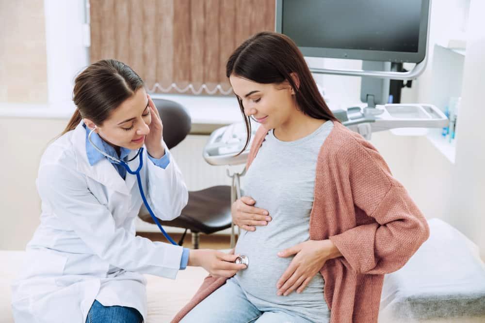 Thai 40 tuần chưa chuyển dạ có nên mổ? Trường hợp nào nên sinh mổ?