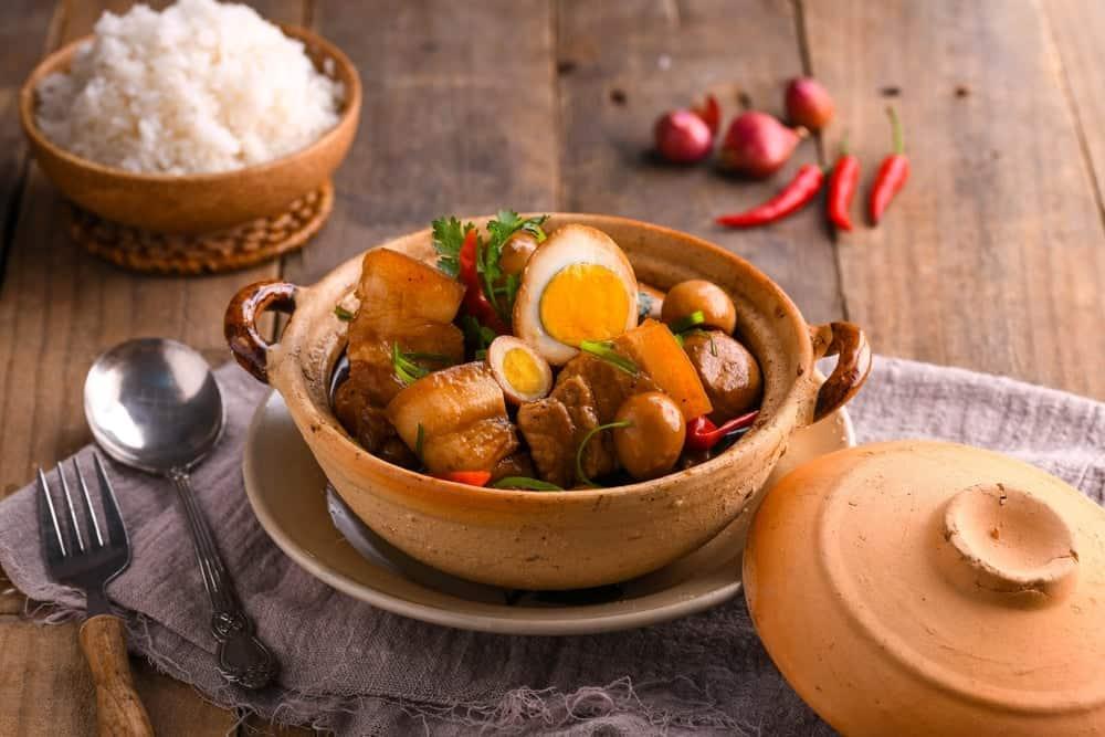 Cách làm thịt kho tàu đậm đà, béo ngậy đơn giản