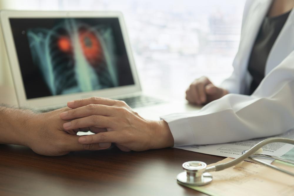 Bệnh lao phổi có đi làm được không?