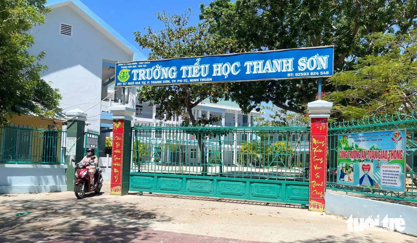 Học sinh phải đọc được 10 chữ trong sách giáo khoa mới nhận hồ sơ vào lớp 1?